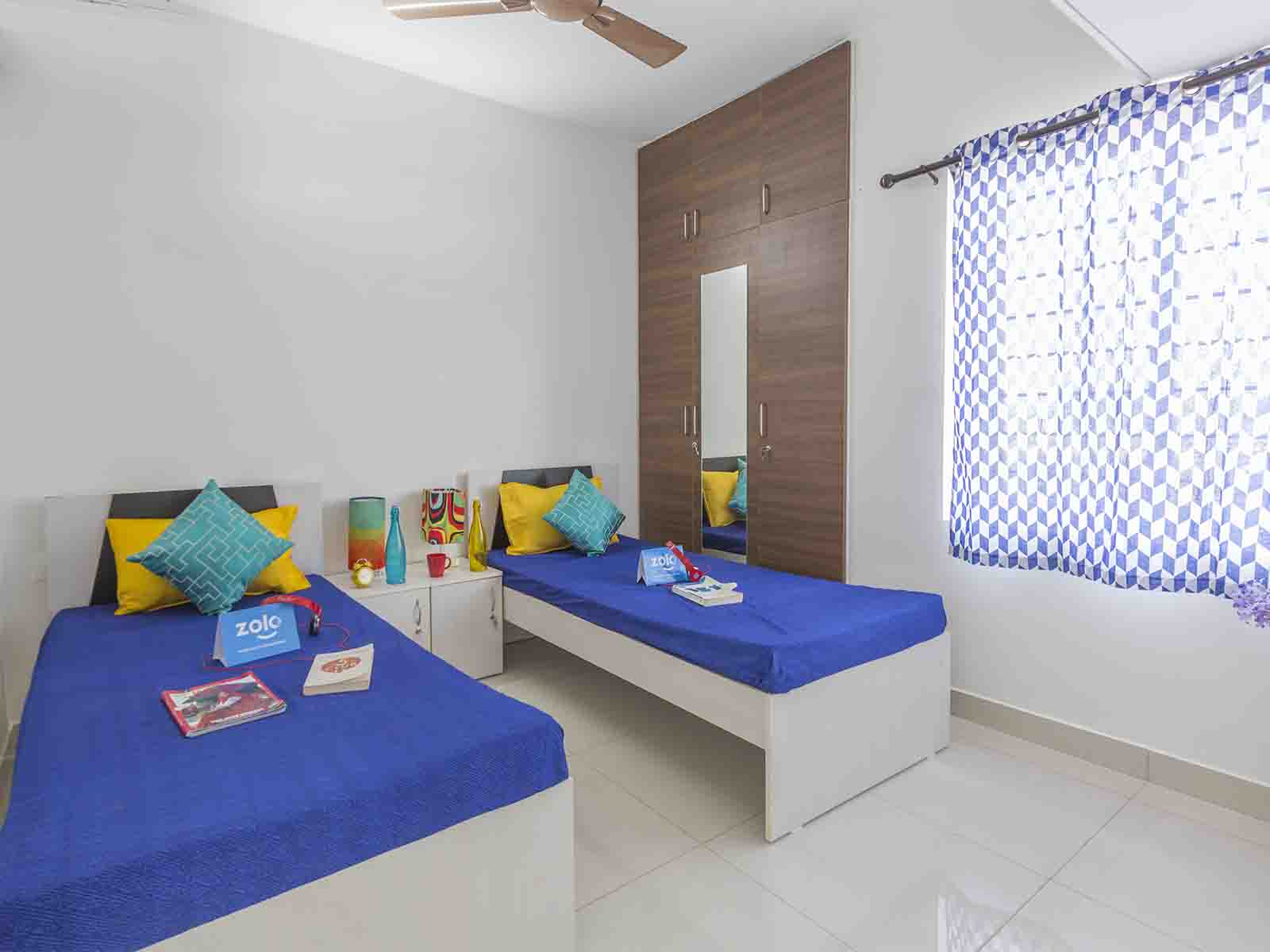 Stay Comfortably At The Best PG Hostel I Host Photos